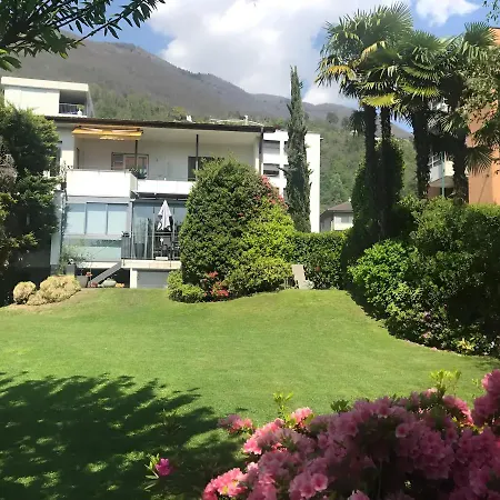 Locarno: In Zona Residenziale アパート *